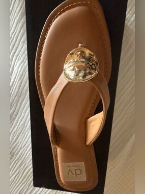 Dolce Vita Jesper flip flops